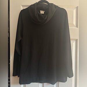 Van Heusen Thin Black Sweater